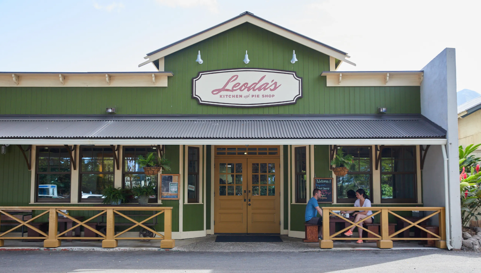 Leoda’s Kitchen and Pie Shop: Your Culinary Paradise in Maui